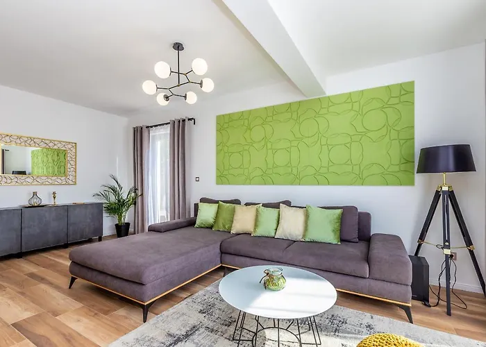 Apartment Viktorija With Private Pool *