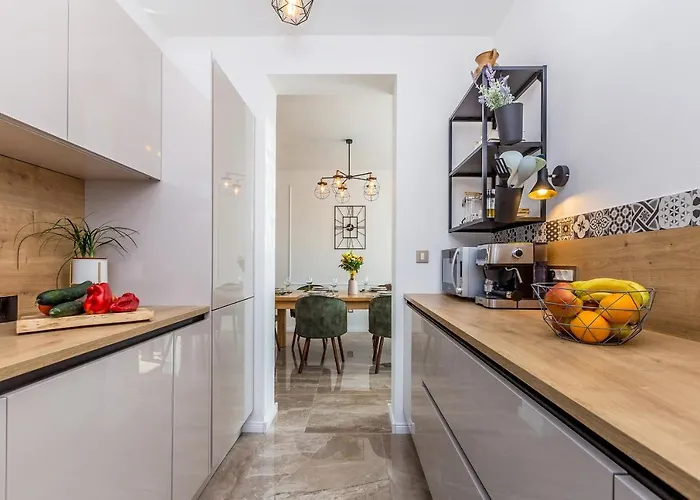 Viktorija With Private Pool Čižići