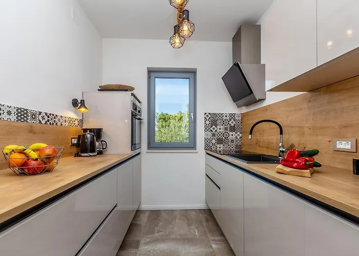 Apartmán Viktorija With Private Pool *