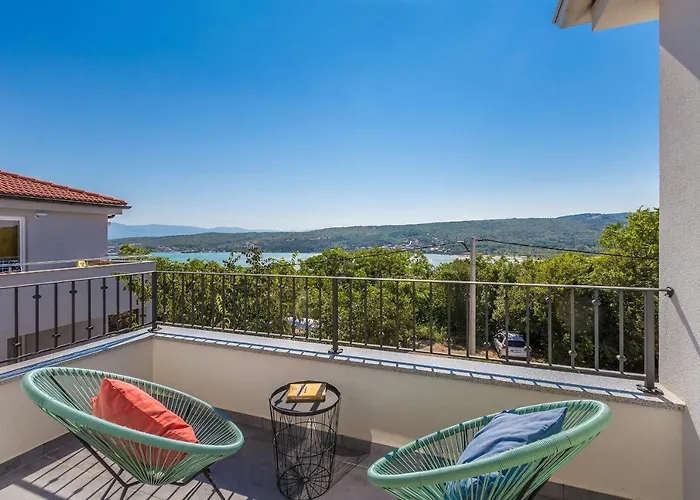 Viktorija With Private Pool Apartment