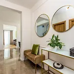 Apartment Viktorija With Private Pool