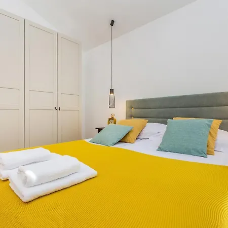Apartmán Viktorija With Private Pool